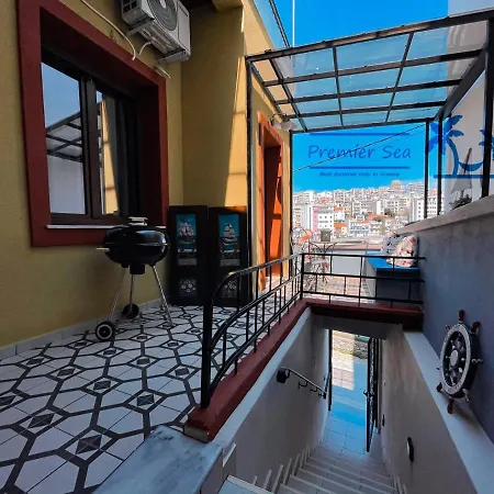 Carnagio Season דירה *