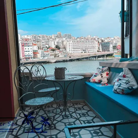 Carnagio Season דירה